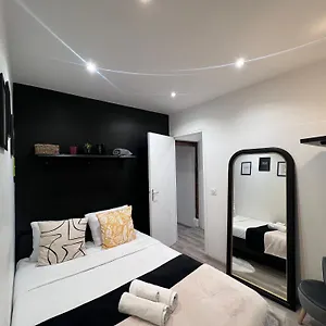 Sweet Batignolles 1 Bedroom - N37 , Paris France